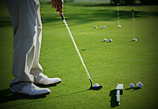 Golf training games: match the speed of the Golf Green SpeedReader at home